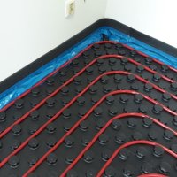 Herz dilatační pás se samolepem